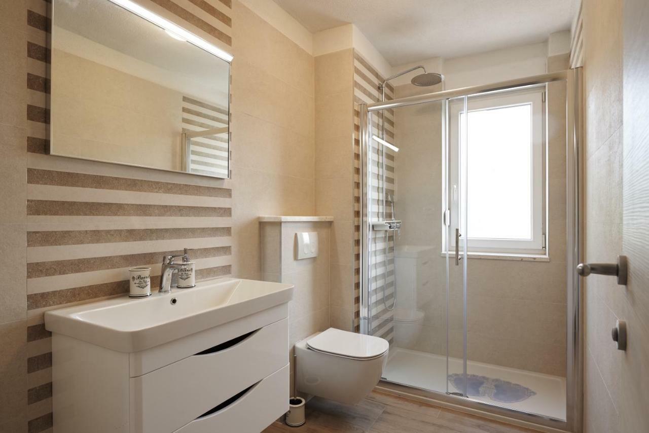 Sunny Side Apartment Trogir Ngoại thất bức ảnh